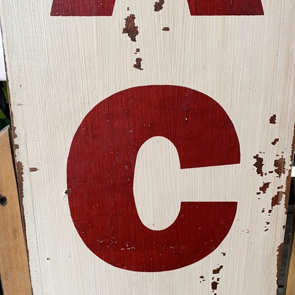 Pottery Barn Large Distressed and Rustic Wooden Peace Sign ☮️✌️🕊 - Picture 6 of 17